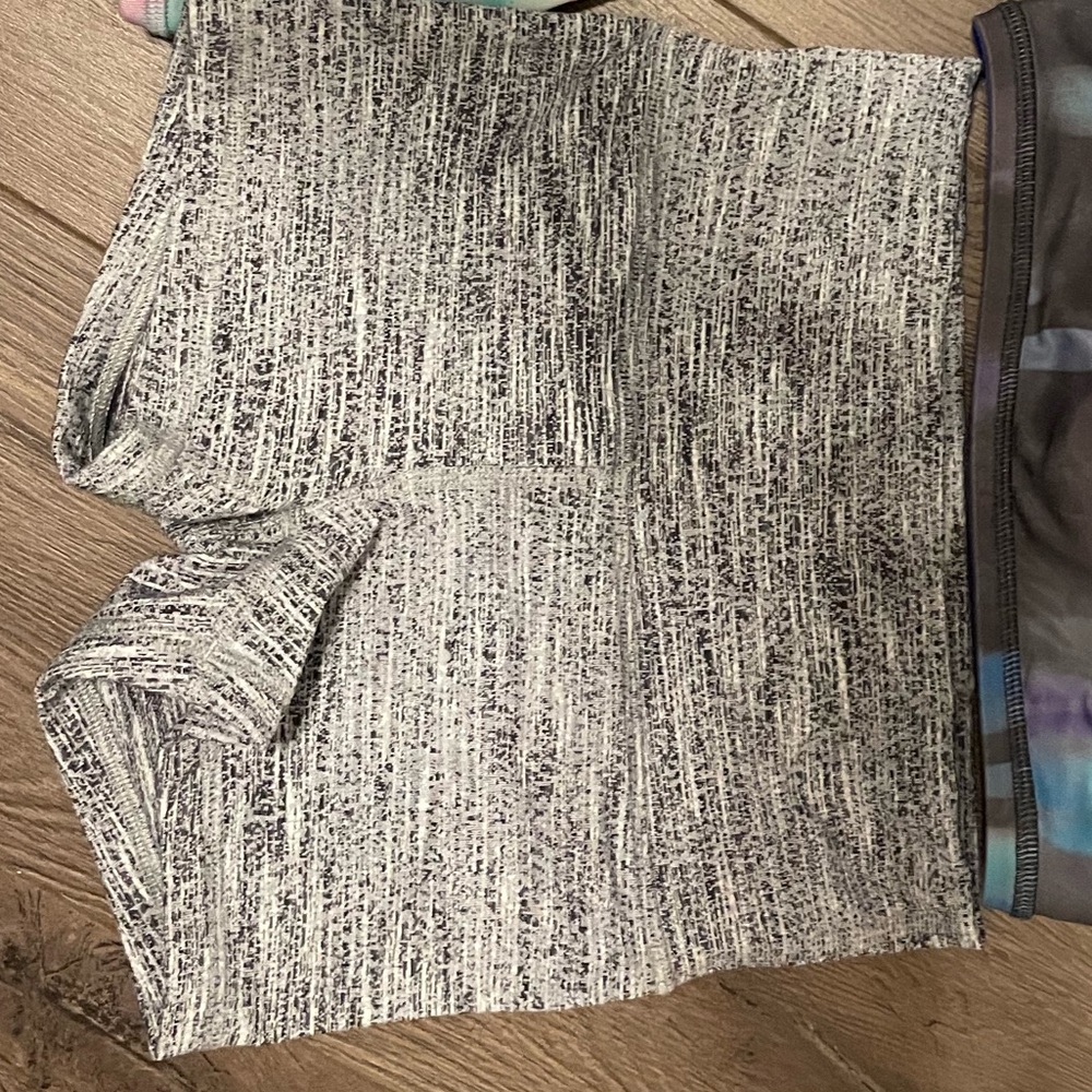 ivivva grey athletic shorts